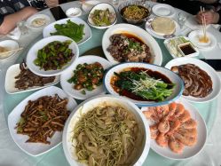 -鑫淼餐饮娱乐中心(江东街店)