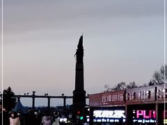 -人民防洪胜利纪念塔