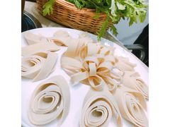 -海上明月海鲜火锅 鲜切牛肉