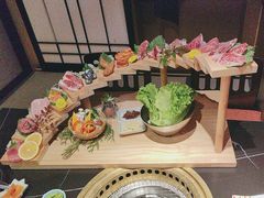 -山川小町·极番烧肉(新地假日广场店)