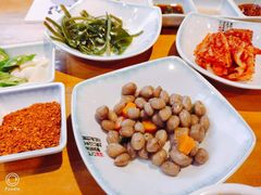 小菜-唯成•韩国炭火烤肉 유성고기