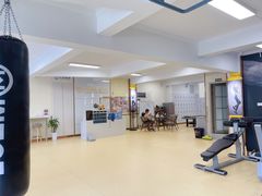 -中田健身工作室(莘庄地铁站店)