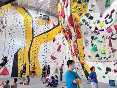 -问山MountQuest攀岩馆
