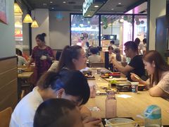 大堂-吉野家(红博中央公园店)