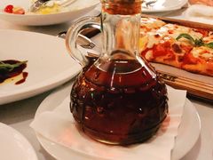 -卡佩罗意大利餐厅及酒吧Al Cappello Trattoria
