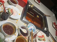 -海底捞火锅鲜切牛肉主题店(长寿路店)