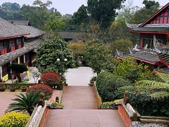 -峨眉山报国寺