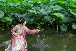 -洛水阁·汉服妆造体验馆(山塘街店)