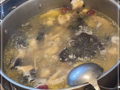 -一席地·本地鸡窝·杭帮鸡火锅(萧山银隆百货店)
