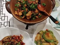 -丹江口渔村·湘味厨房(桃园店)