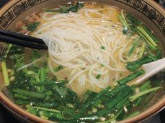 蒙自过桥米线-南蛮子(进贤路店)
