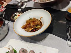 香菜猪肉丸-红鼎豆捞·非遗鲍皇汤火锅(宝丰路店)