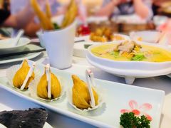 金枕榴莲天鹅酥-茶小点(丽悦新天店)