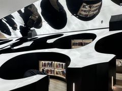 -涨巢·潮玩水疗局