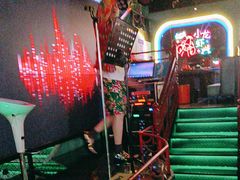 -路边边.炒菜烧烤.音乐餐厅(良乡长虹店)