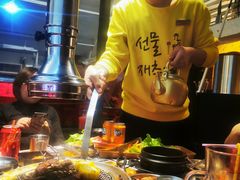 -青瓦炭韩潮烤肉(花园道店)