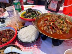 -老闵田螺馆·南昌市井菜·特色小吃(总店)