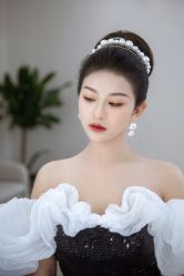 -洋洋婚纱品牌集合店