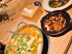 -头上红煨盐鸡·非遗院子餐厅