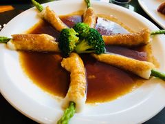 -新镇江酒家(南京西路店)