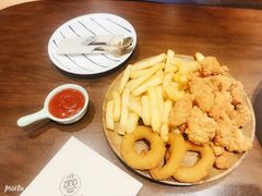 -ZING COFFEE 镜咖啡