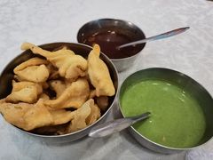 薯角-葛尼沙印度餐厅 (镇明路店)