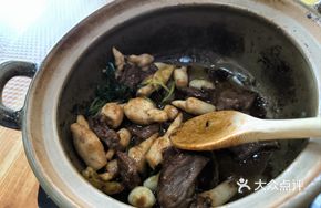 Stir-fried Beef with Lotus Stem