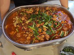 -牟记江湖重庆地标特色菜鱼蛋海鲜羊蝎子(巴南区黑金冠十多年好店)