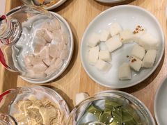 -阮大兴糕团(杭州西湖银泰百货店)
