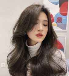 -罗亚帝造型
