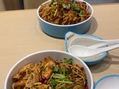 -灵芝妹子海鲜米线(凯德和平广场店)