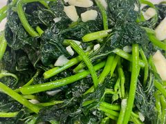 -琥珀老六龙虾(四里河店)