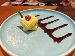 -米德维奇俄式西餐厅(西六道街店)