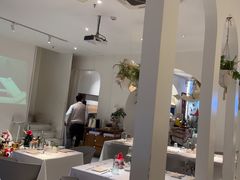 -春树下·树屋花房西餐厅(罍街AS1980店)