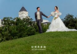 -纪梵希旅拍婚纱摄影(大连总店)