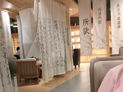 -新华里咖啡书吧(新华书店小寨店)