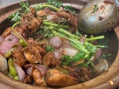 -胡须佬鸡煲四季火锅店(石厦西村直营店)