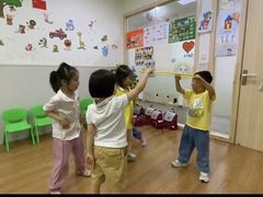 -i2青少儿英语(爱加星悦荟店)