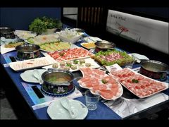 -名都晓荷塘主题火锅(海城街店)