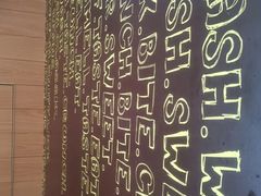 -麦当劳(新洲南路店)