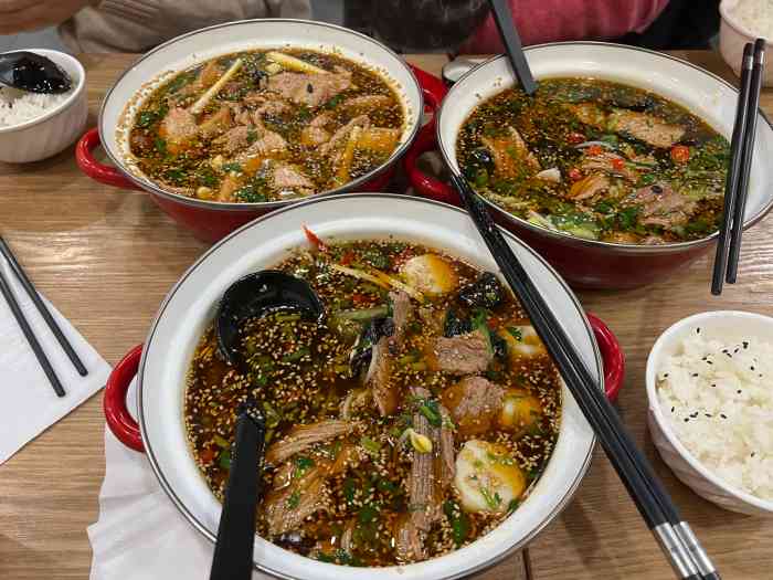 栗记思蜀冒菜(宁夏路店)-"真就酒香不怕巷子深!这个地方如果不是看推.