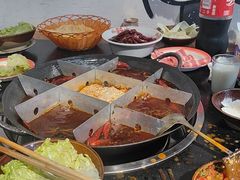 -谭记重庆老火锅(总店)