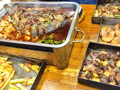 -老东镇啤酒屋海鲜加工·蒸汽海鲜·海鲜烧烤(台东店)