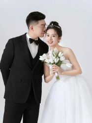 -樱花婚纱摄影
