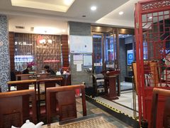 大堂-老季市·三代非遗传承·地标美食老汁鸡(工农路店)