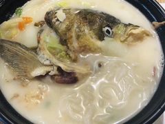 -胖子鱼粉(采霞街店)
