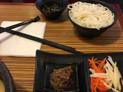 -过桥缘·过桥米线(大华虎城嘉年华店)