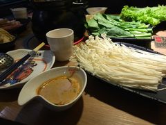 -尚品小土屋涮毛肚(李沧万达店)