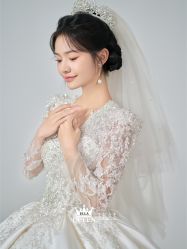 点击看大图 -艾拉·女王婚纱礼服馆