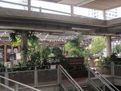 -ROAST coffee & eatery